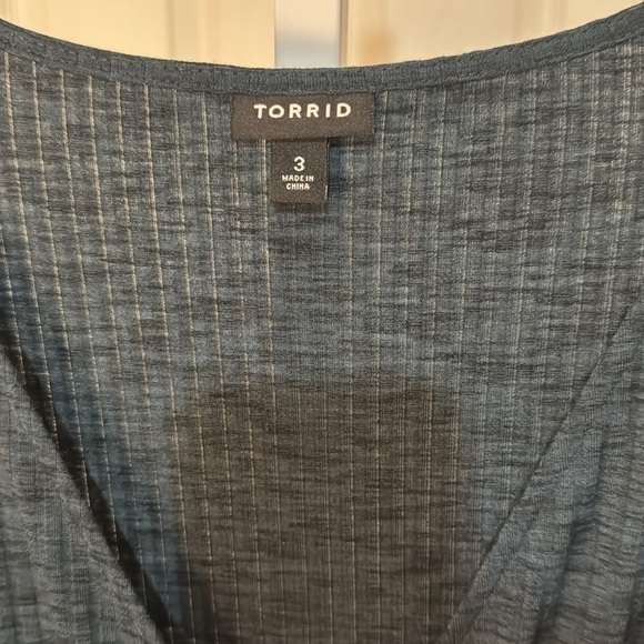 Torrid faux wrap dress - Picture 2 of 5